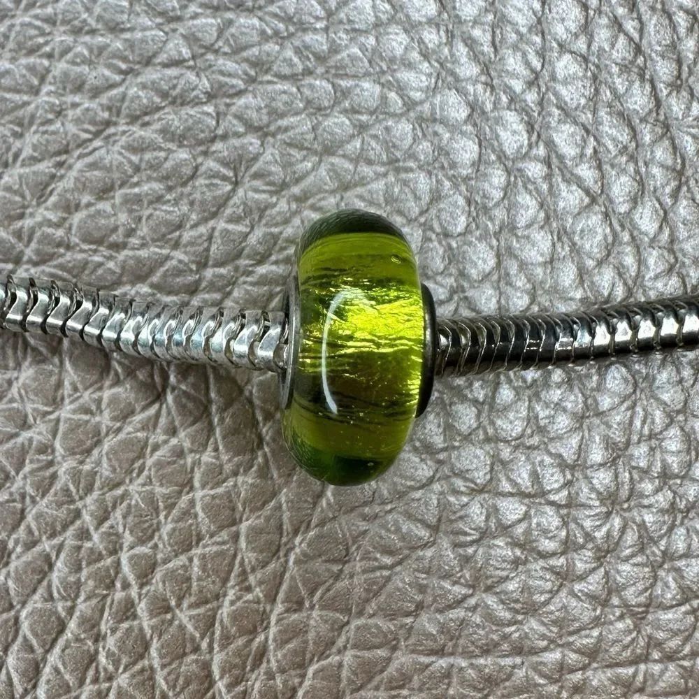 Helzberg Diamonds - Green Foil Glass Charm